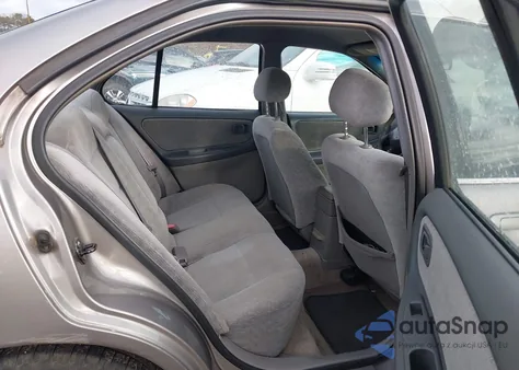 2001 Nissan Altima Gxe z USA, uszkodzony, nr VIN 1N4DL01D91C103045